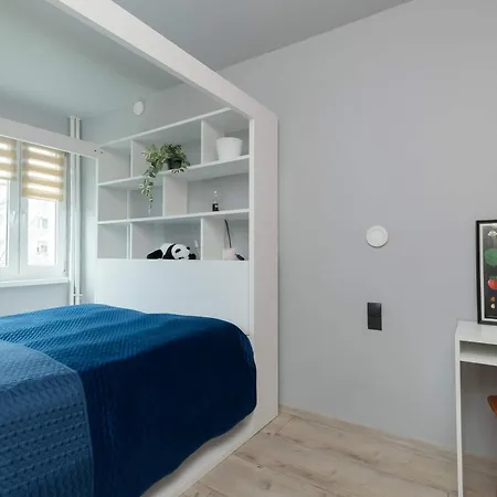 Stylish Ideal For Remote Working Close To The Sea By Renters *