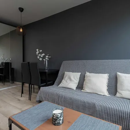 Stylish Ideal For Remote Working Close To The Sea By Renters Gdansk
